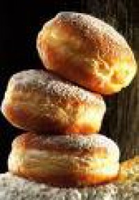 Hausgemachte Fastnachtsküchle aus Omas Küche