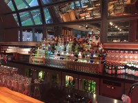 Cocktail Happy Hour