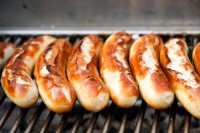 Großes Maifest in Bödefeld mit Bier, Waffeln und Würstchen vom Grill