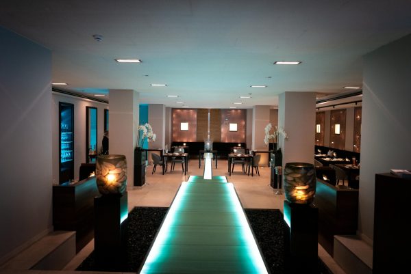 taku im Excelsior Hotel Ernst, Köln