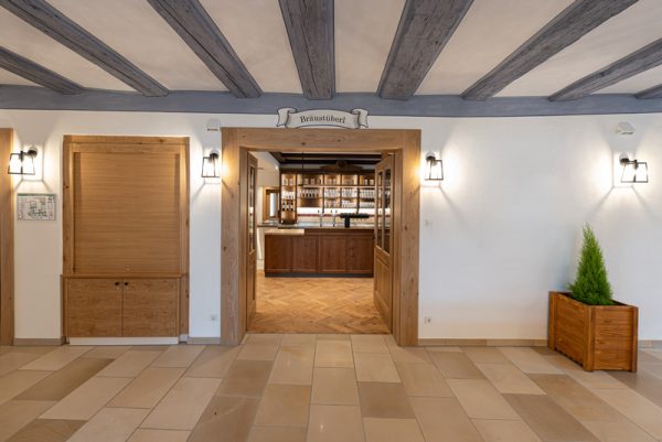 Bräustüberl  Biergarten Hotel Schattenhofer