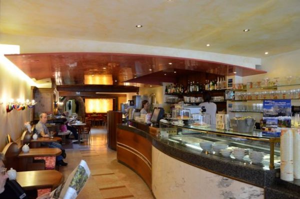 Eiscafé Dolomiti