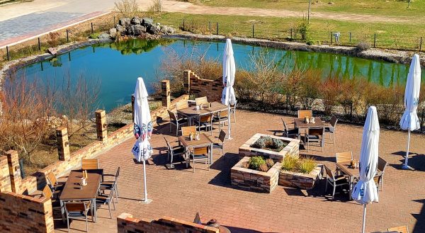 Seaside Pepelow Restaurant