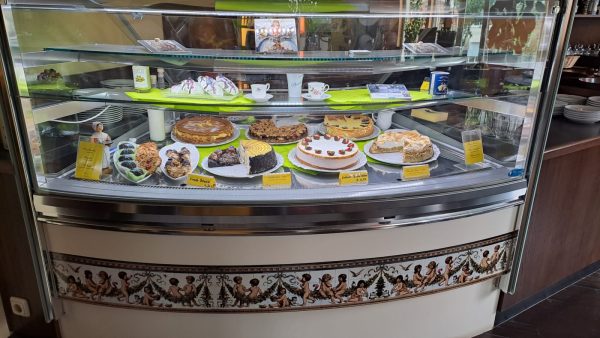Cafe Pfunds Restaurant