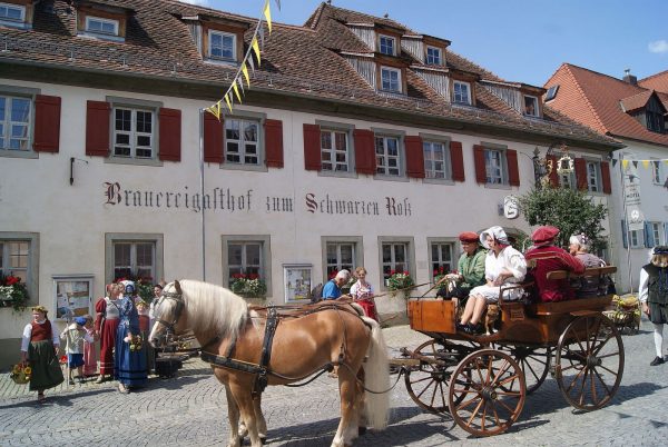 Hotel zum schwarzen Ross und Gutmann zur Post