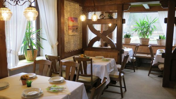 Restaurant Hotel Forellenzucht in Burgen/Macken