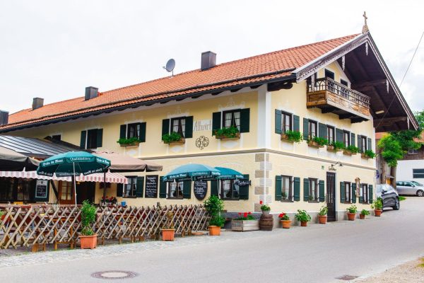 Altwirt in Wackersberg