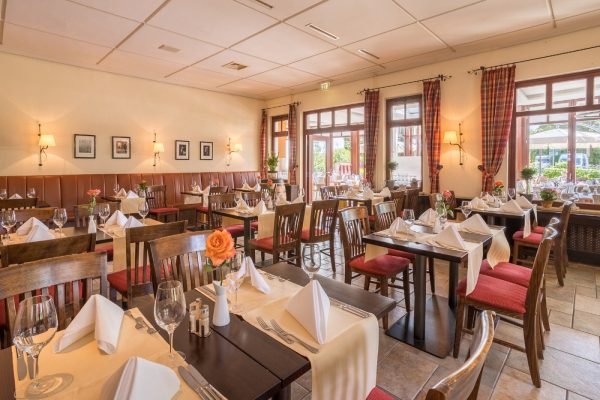 Hotel Warnemünder Hof - Restaurant Uns Hüsung 