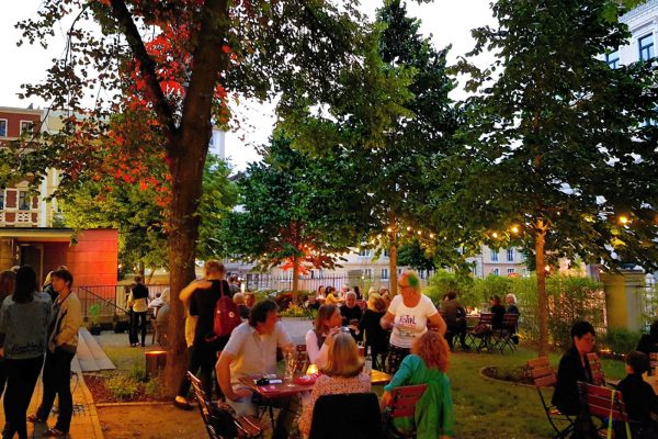 Mephisto - Restaurant, Cafe, Kneipe, Bar & Biergarten