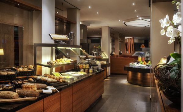 Mövenpick Hotel Restaurant