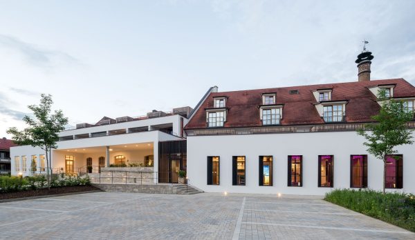 Restaurant Winkler Bräu ****S Gutshofhotel & Privatbrauerei in Velburg