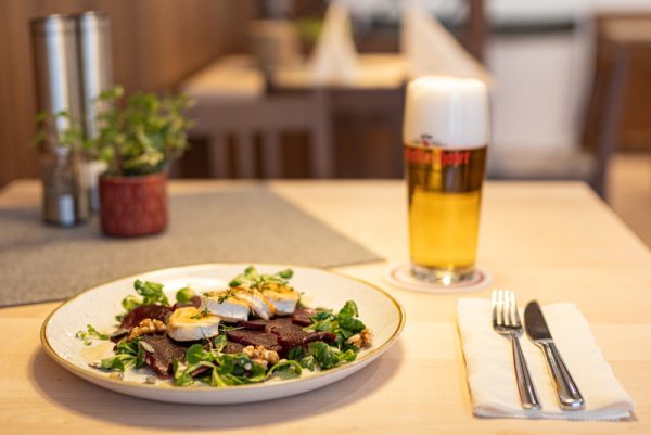 Bräustüberl  Biergarten Hotel Schattenhofer
