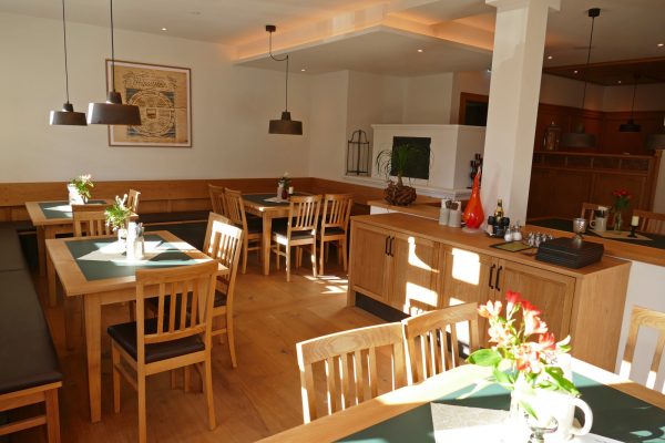 Hotel zum schwarzen Ross und Gutmann zur Post