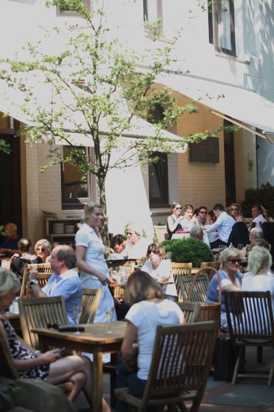 Tiefenthal Bar Restaurant