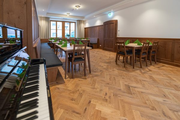 Bräustüberl  Biergarten Hotel Schattenhofer