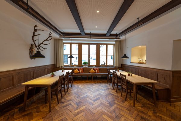 Bräustüberl  Biergarten Hotel Schattenhofer