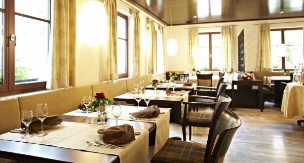 Hotel Sonne, Neuendettelsau