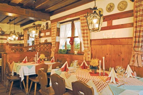Restaurant Hotel Landsgasthof Weisses Lamm in Engelthal
