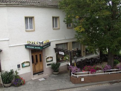 Hotel Restaurant Cafe zur Linde