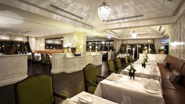 Kempinski Frankfurt Restaurant EssTisch