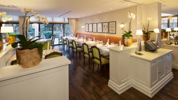 Kempinski Frankfurt Restaurant EssTisch