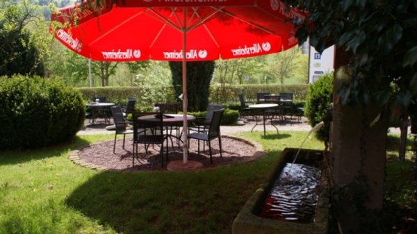Lönskrug - Hotel Restaurant Biergarten