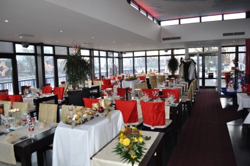Petriförder Restaurant - Bar - Café -