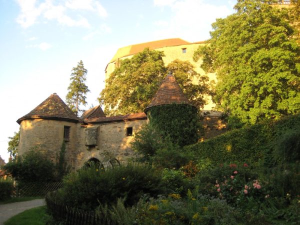 Burg Guttenberg Gastro GmbH