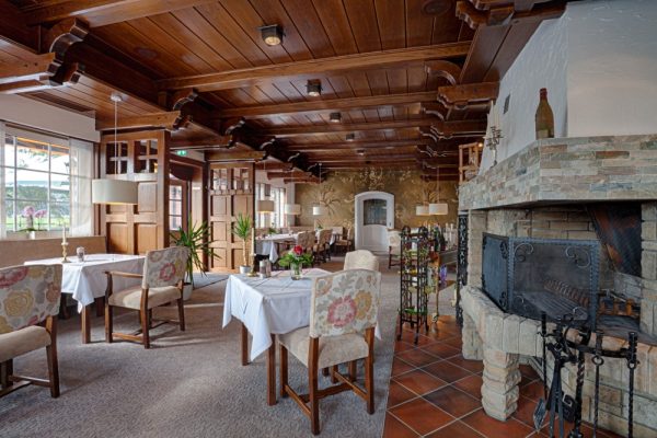 Restaurant Hotel&Restaurant Seeschlösschen in Lembruch