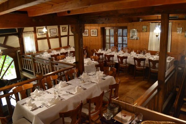 Zum Weinbrunnen
