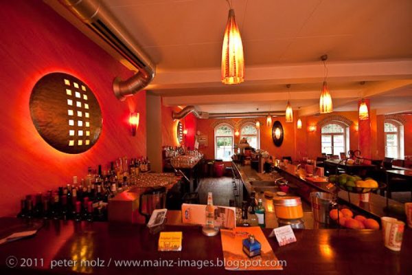 Wunderbar Weite Welt , Cafe Bar Restaurant Club, Eppstein
