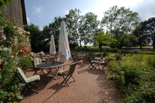 Mittenmang - Hofcafé