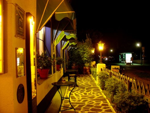 Meze-Bar Oinothiki Sirtakias