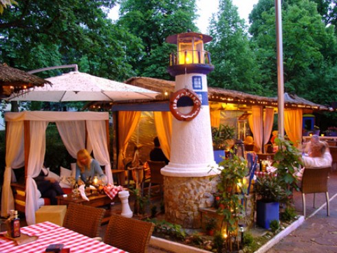 Meze-Bar Oinothiki Sirtakias