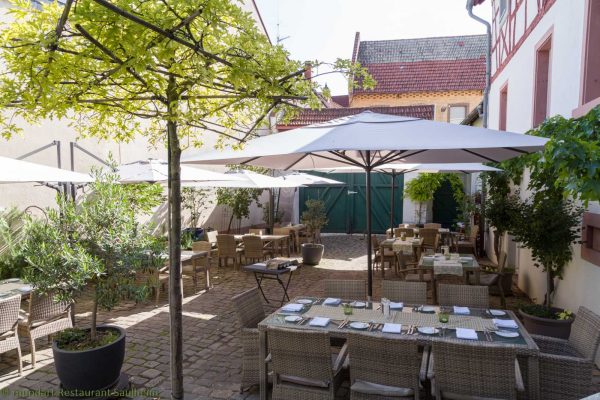mundart Restaurant