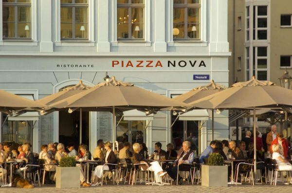 Piazza Nova