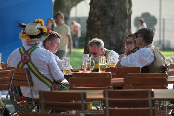 Königsbacher Biergarten am Deutschen Eck