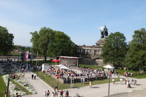 Königsbacher Biergarten am Deutschen Eck
