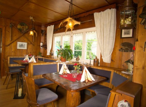 Gasthaus und Pension Jägerstüble