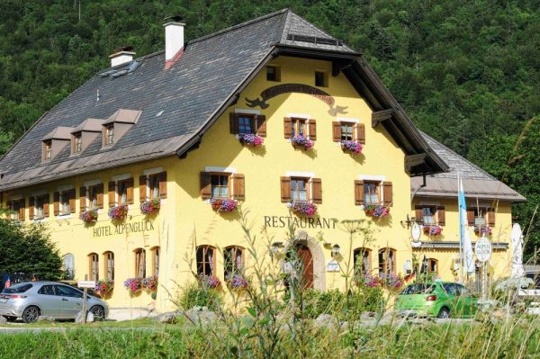 Hotel & Restaurant Alpenglück