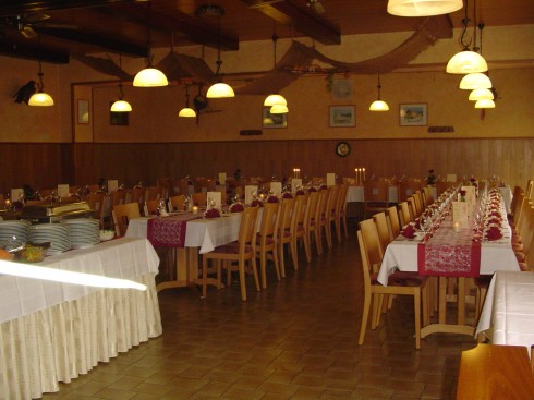 Restaurant - Pension  Im Pfenn , Irrhausen