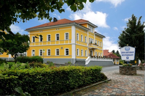 Zum Gutshof
