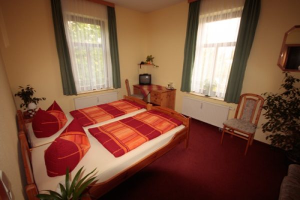Schmiedeschänke Gaststätte & Pension