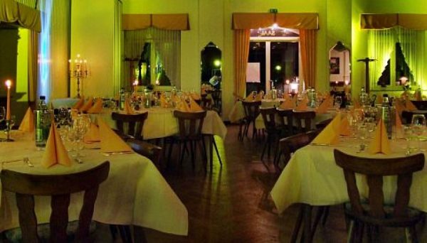  Zur Post Restaurant & Gaststätte