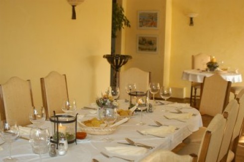 Romantica Hotel & Restaurant
