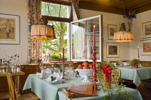 Recks Hotel-Restaurant, Salem