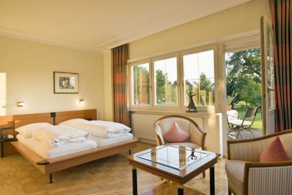 Recks Hotel-Restaurant
