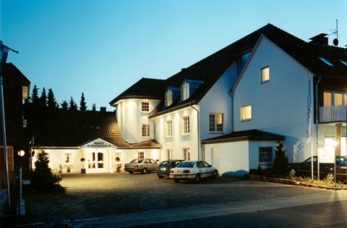 Holskenbänd