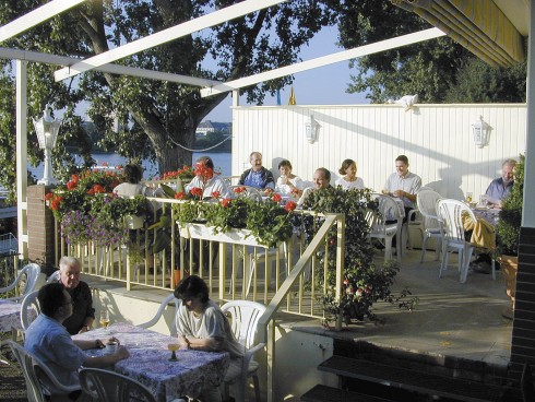 Rhein-Hotel Restaurant Merkelbach