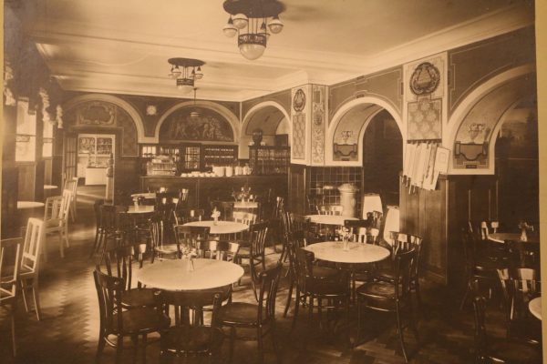Café - Konditorei - Krönner